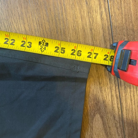 Lululemon Light Utilitech Cargo Pocket High Rise Pant - Picture 11 of 13